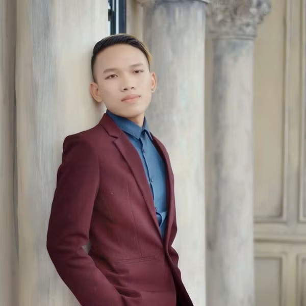 Anh chàng nhờ chỉnh sửa ảnh đẹp trai như Hàn Quốc và cái kết bất ngờ