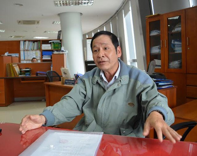 Cấp dưới đứng bờ, còn ông Bá Thanh tụt dép… lội ruộng - 4