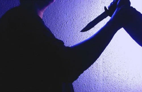 Bị đâm trọng thương vì bênh gái lạ