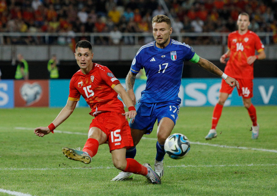 Tiền đạo Immobile (17) trong trận hòa Bắc Macedonia ngày 10/9. Tiền đạo Immobile (17) trong trận hòa Bắc Macedonia ngày 10/9.