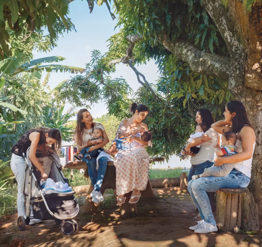 Suốt nửa cuối thế kỷ XX, phụ nữ làng Noiva từng không có tự do và nhân quyền. Ảnh: Paula Ramón, Nationalgeographic.com