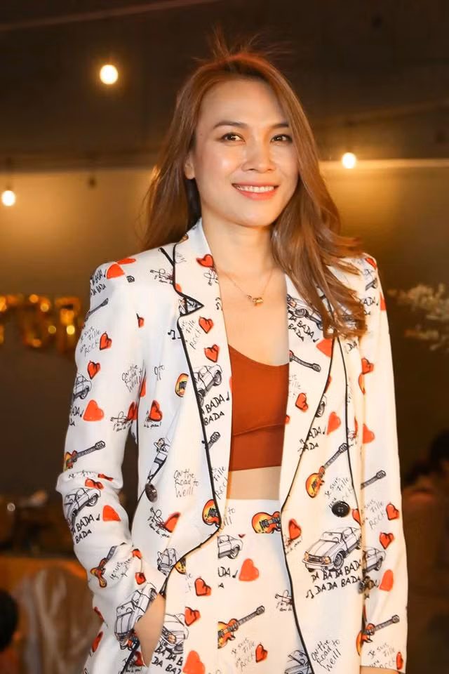 bi hoc tro chup len ngay sinh nhat tuoi 39, my tam gay bat ngo vi nhan sac khong tuoi - 6