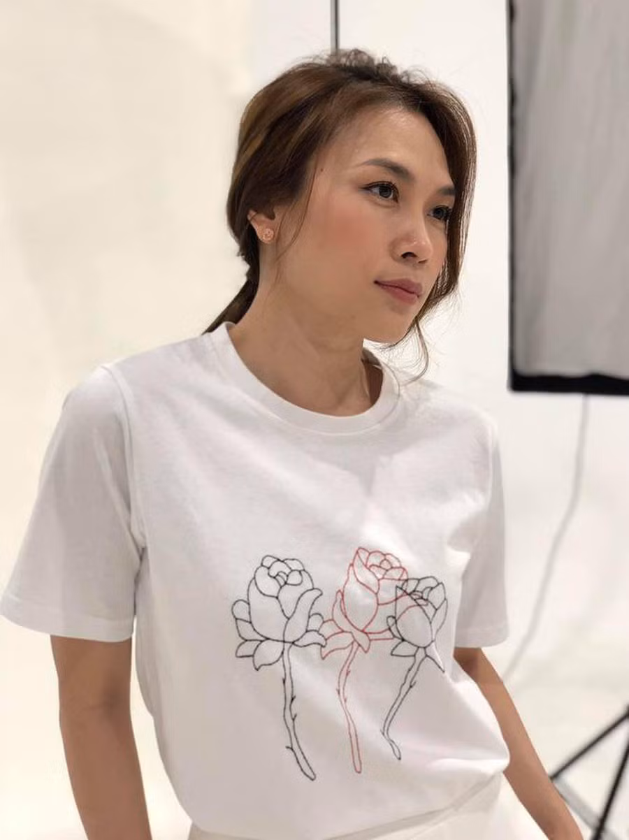 bi hoc tro chup len ngay sinh nhat tuoi 39, my tam gay bat ngo vi nhan sac khong tuoi - 12