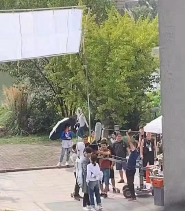 Dương Tử bị nói vẻ ngoài không xứng khi hợp tác với các nam thần đỉnh lưu như Tiêu Chiến, Ngô Diệc Phàm, ảnh 8