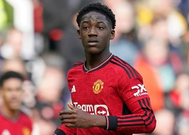 Kobbie Mainoo đã chiếm suất đá chính của Christian Eriksen.