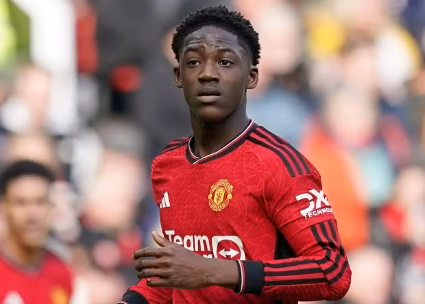 Kobbie Mainoo đã chiếm suất đá chính của Christian Eriksen.