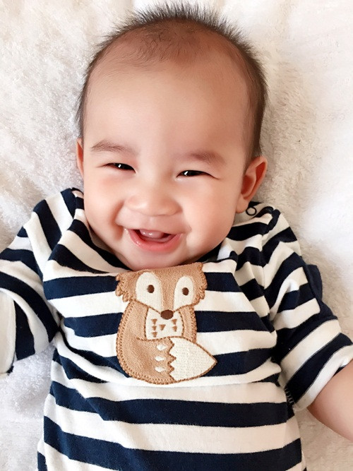 quy tu thu 2 nha dang khoi gay