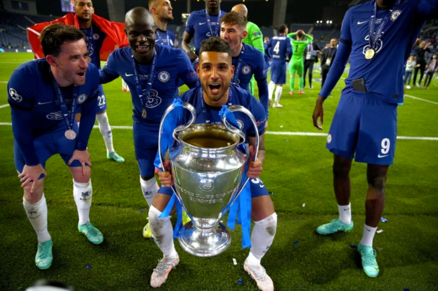 Sau đó, Emerson tiếp tục cùng Chelsea vô địch Champions League năm 2021.