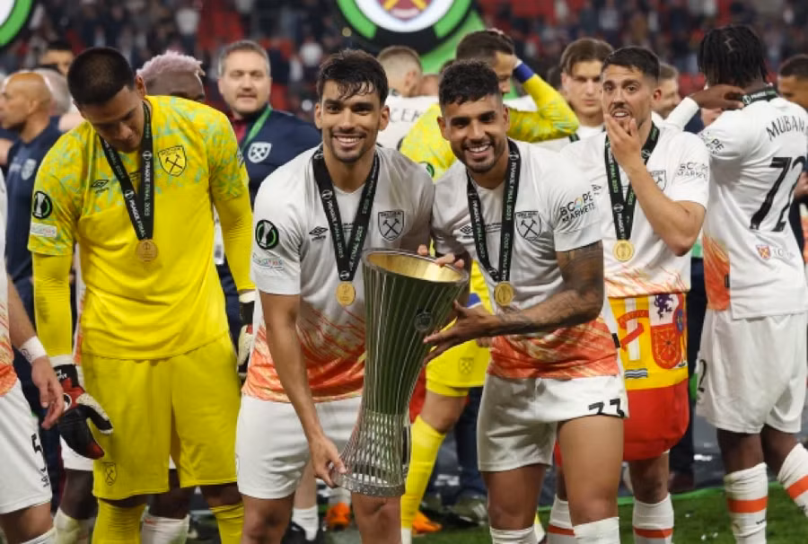 Emerson vừa giúp West Ham vô địch Europa League mùa 2022-2023.