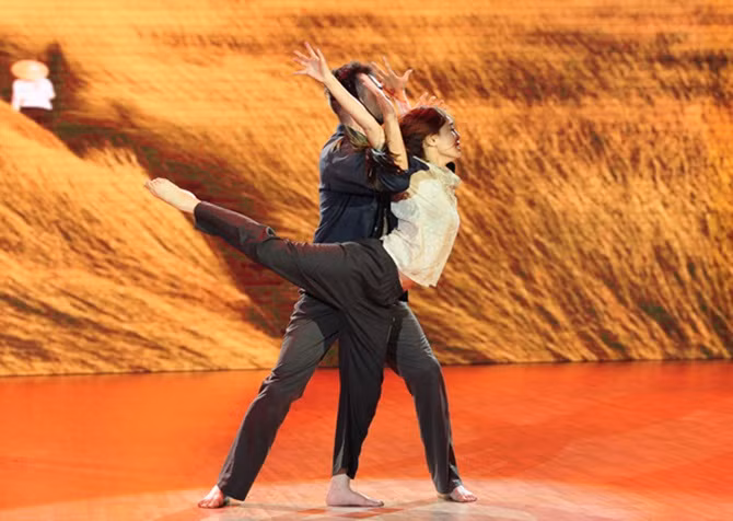 Bước nhảy hoàn vũ 2015: Angela Phương Trinh đạt số điểm kỷ lục - Ảnh 5