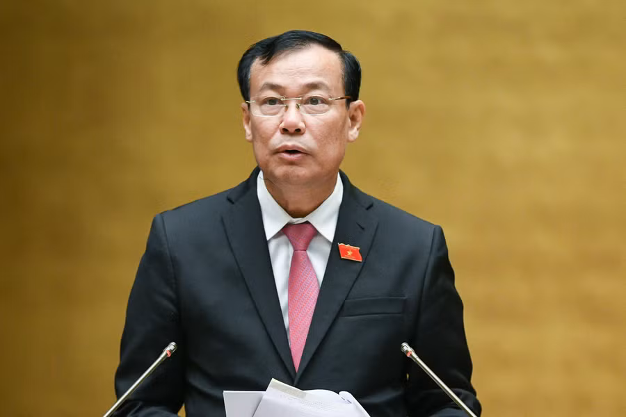 Chủ nhiệm Ủy ban Quốc phòng và An ninh Lê Tấn Tới.