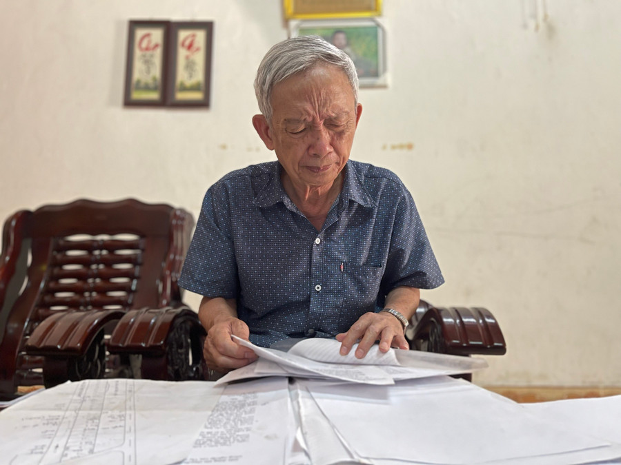 Hơn 20 năm mua đất của UBND xã nhưng ông Nguyễn Tiến Mãn vẫn chưa được cấp Giấy chứng nhận quyền sử dụng đất.