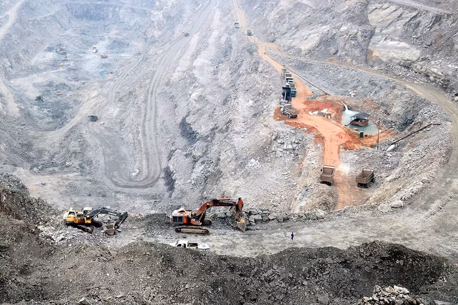 Khai trường khai thác khoáng sản. (Ảnh minh họa: Cổng TTĐT Lào Cai)