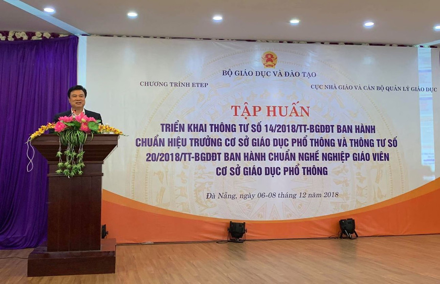 Thứ trưởng Nguyễn Hữu Độ phát biểu chỉ đạo tại buổi tập huấn