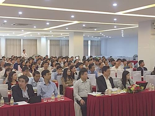 Chương trình tập huấn có sự tham gia của đông đảo GV và CBQLGD