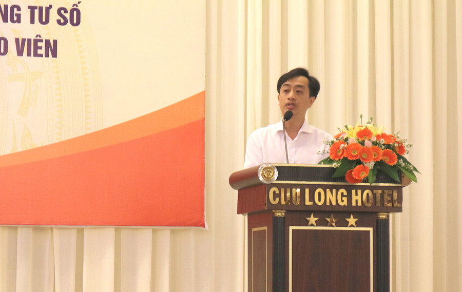 TS Nguyễn Ngọc Dũng, Giám đốc Chương trình ETEP phát biểu tại Hội nghị tập huấn