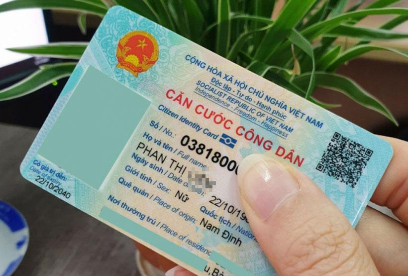 Người dân cần làm thẻ Căn cước công dân gắn chip trước khi sổ hộ khẩu giấy bị &apos;khai tử&apos;. Ảnh minh họa