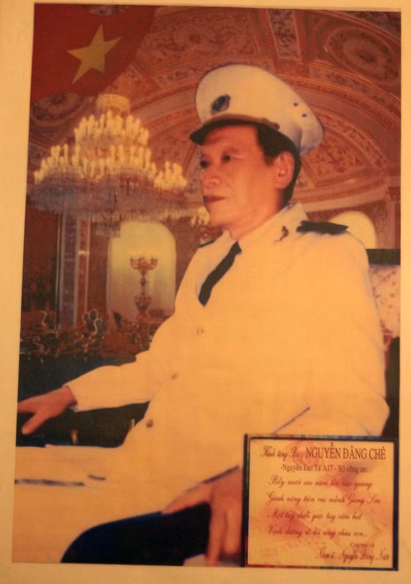 Đại tá Nguyễn Đăng Chè, cha của nhạc sĩ Nguyễn Đăng Nước.
