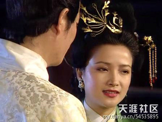 Tình duyên trắc trở của mỹ nhân “Tam Quốc diễn nghĩa“ ảnh 3 Tạo hình Tiểu Kiều trong Tam quốc diễn nghĩa 1994 của Hà Tình.