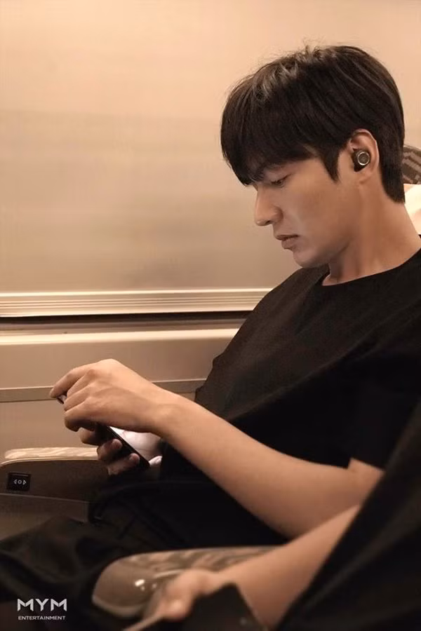 chi vi vai buc anh, lee min ho khien ai gap cung muon to tinh ngay lap tuc - 1