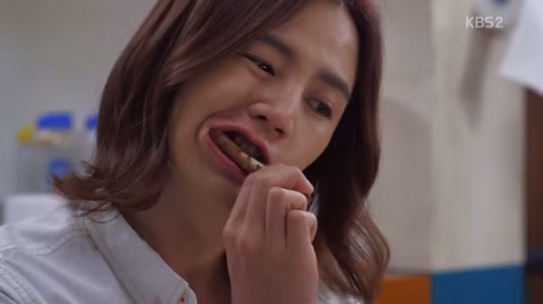 Xong8hCN Sao Hàn ăn thùng uống chậu trong phim