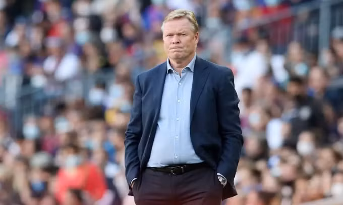 Barca sa thải Koeman sau trận thua Rayo Vallecano 0-1.