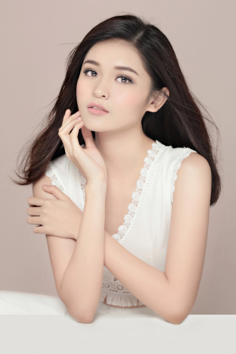 Á hậu Thùy Dung khoe vẻ đẹp tinh khiết như sương mai - Ảnh 7 A hau Thuy Dung khoe ve dep tinh khiet nhu suong mai - Anh 7