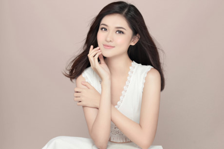 Á hậu Thùy Dung khoe vẻ đẹp tinh khiết như sương mai - Ảnh 5 A hau Thuy Dung khoe ve dep tinh khiet nhu suong mai - Anh 5