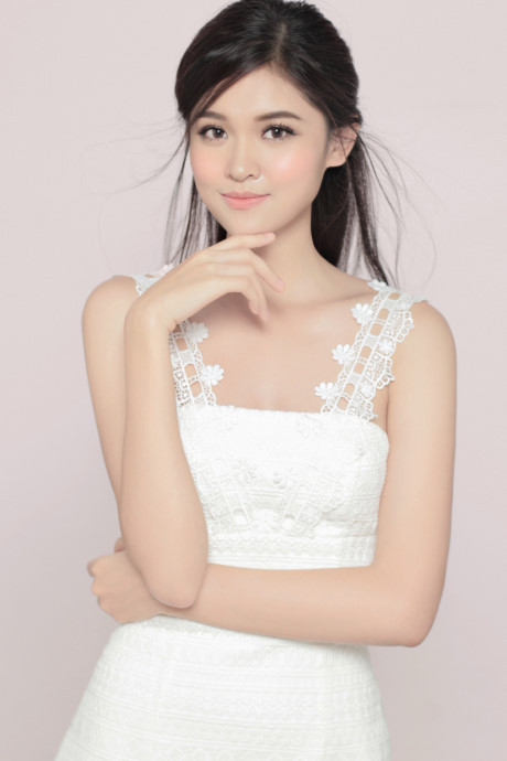Á hậu Thùy Dung khoe vẻ đẹp tinh khiết như sương mai - Ảnh 6 A hau Thuy Dung khoe ve dep tinh khiet nhu suong mai - Anh 6