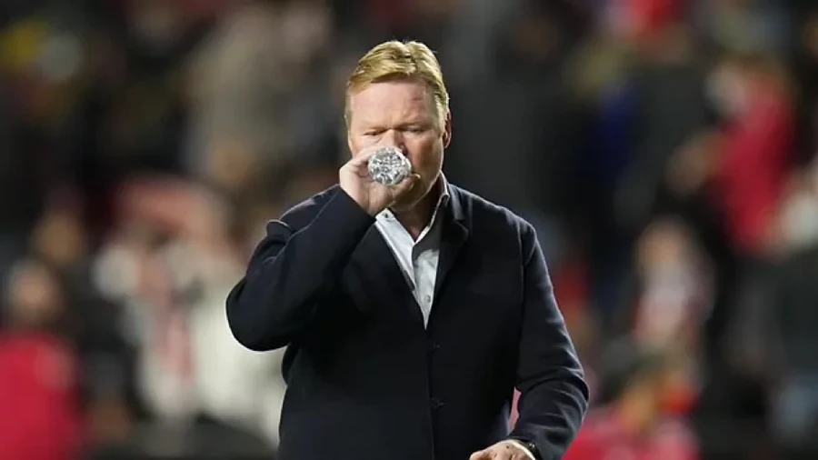 Có nhiều nguyên nhân dẫn tới việc Koeman bị Barca sa thải.