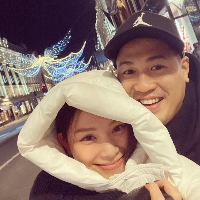 Đón năm mới phong cách rich kid Việt: Người vi vu khắp thế giới, kẻ chi tiền mua hàng loạt đồ hiệu ảnh 4