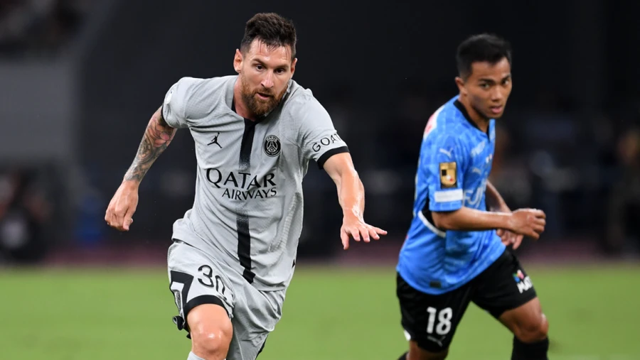 Chanathip đối đầu với Lionel Messi tối 20/7. 