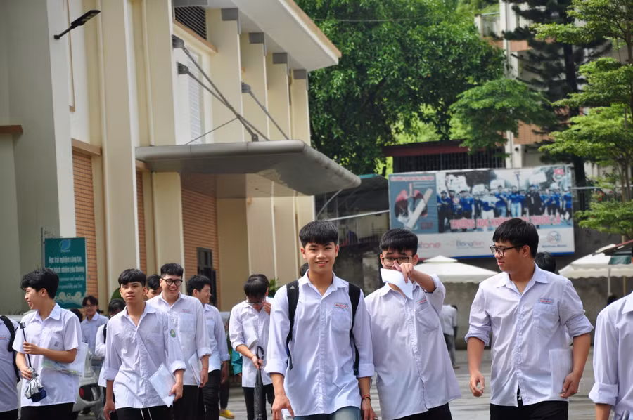 Các trường học tại Yên Bái đang gấp rút chuẩn bị cho kỳ thi.