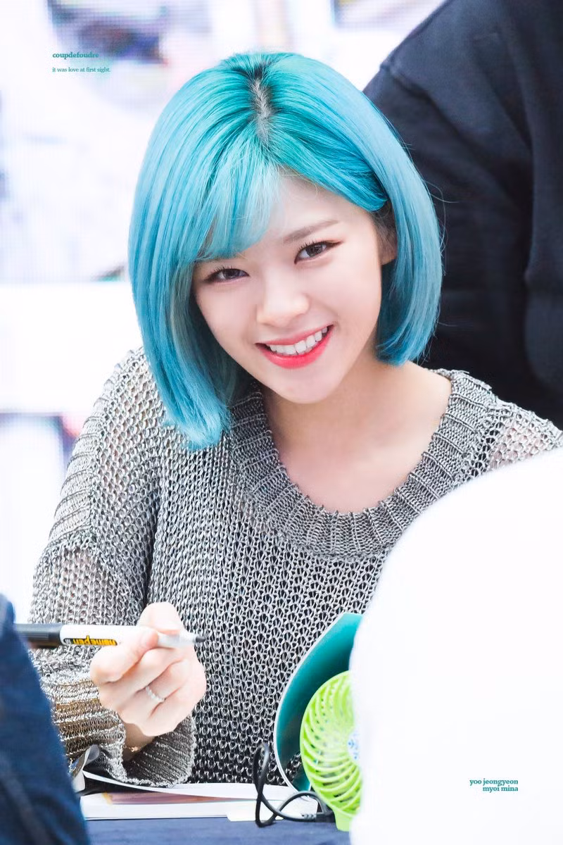 Nhan sac nhung nu than tuong tuoi Ty noi tieng bac nhat Kpop hinh anh 9 Db9fPk0V4AA05d1.jpg