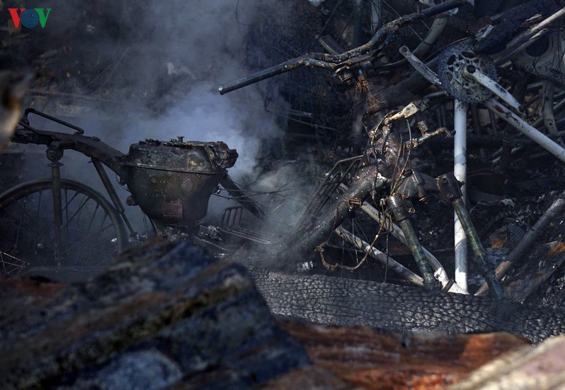 xuong moc boc chay, hang chuc can bo chien si chua chay sang 29 tet hinh 6