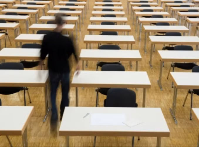 Scotland hủy bỏ các kỳ thi quốc gia năm 2021.