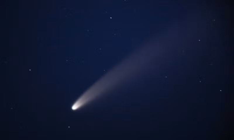 Tàu vũ trụ có thể ở quỹ đạo vài năm để “bắt” được sao Chổi.