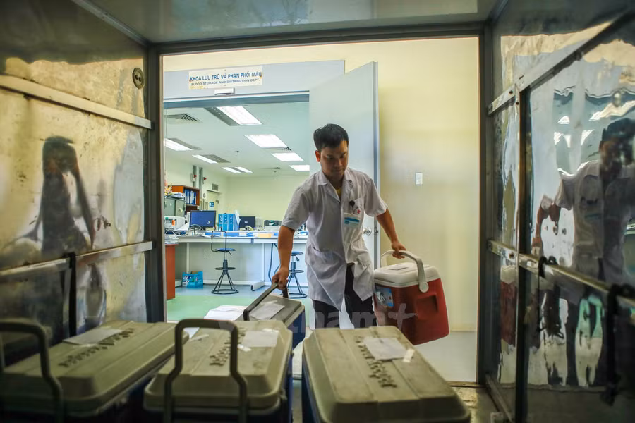 Khám phá đường đi của một đơn vị máu tại viện Huyết học ảnh 14