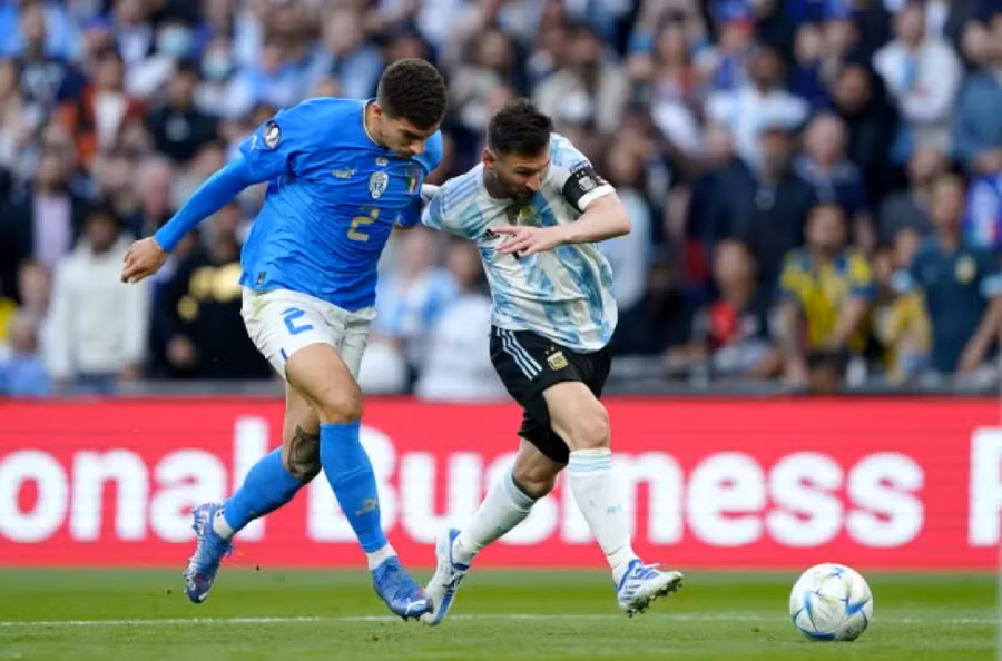 Messi bước vào trận đấu này sau khi vừa bình phục Covid-19.