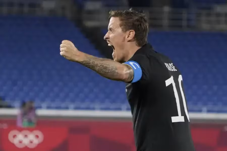 Max Kruse ăn mừng bàn thắng của tuyển Olympic Đức trước Saudi Arabia.