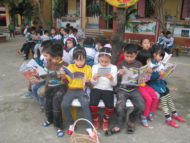 HS cần được học tập trong những ngôi trường khang trang, đầy đủ trang thiết bị dạy học (ảnh minh họa) HS cần được học tập trong những ngôi trường khang trang, đầy đủ trang thiết bị dạy học (ảnh minh họa)