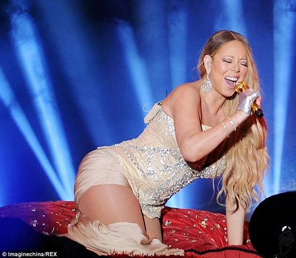 Mariah Carey gây sốc với thân hình ục ịch ở Trung Quốc