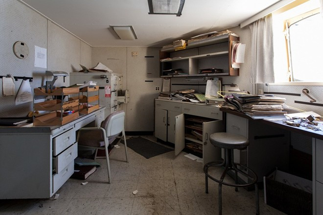 Văn phòng của thuyền trưởng tàu USS Northern Light. Văn phòng của thuyền trưởng tàu USS Northern Light.