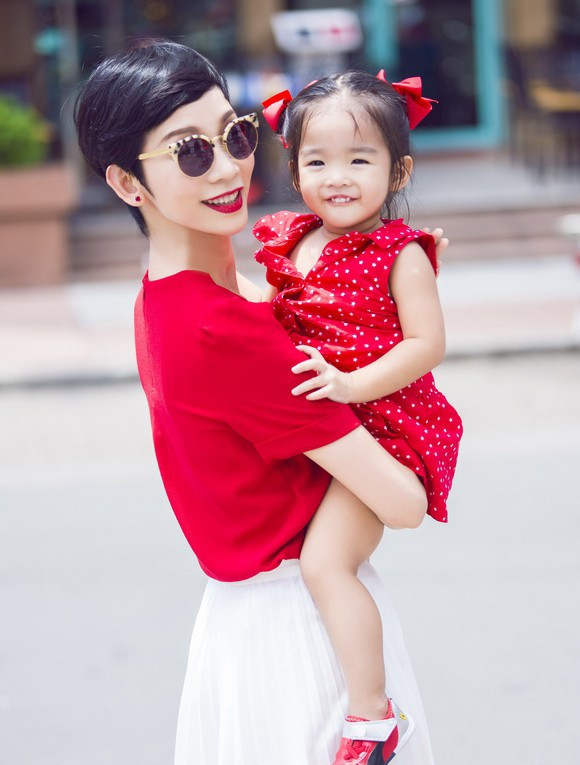Xuân Lan: "Bố của con gái tôi là một bí mật"