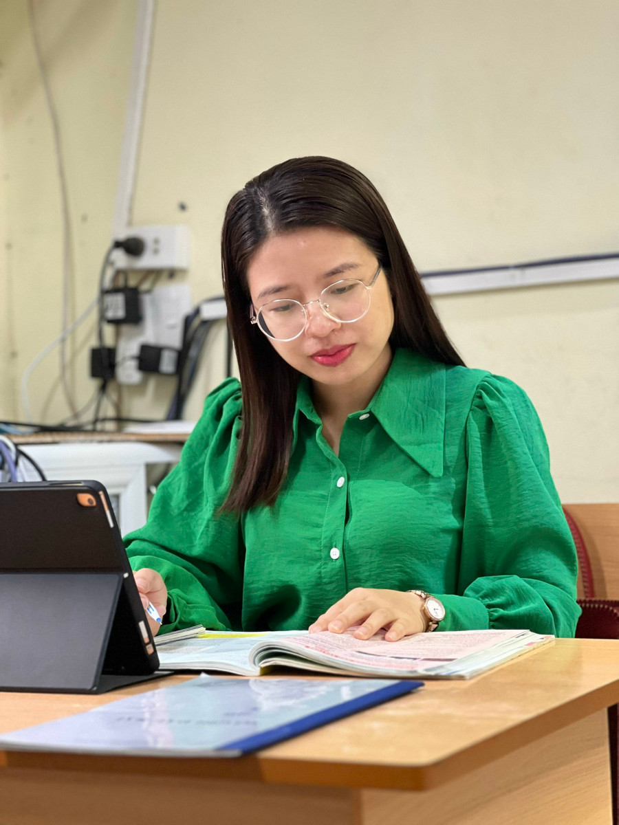 Đại biểu Quốc hội, nhà giáo Nguyễn Thị Hà.