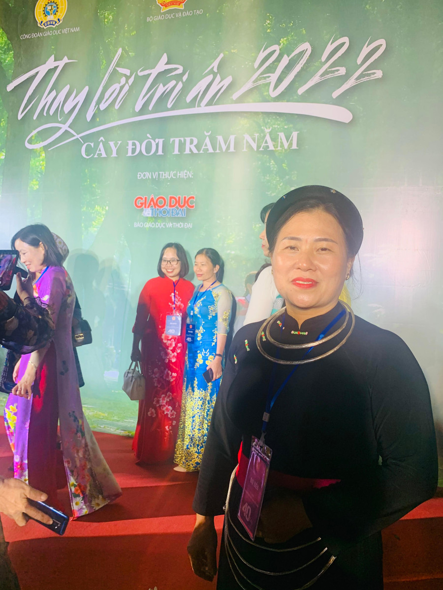 Cô La Thị Mây. Cô La Thị Mây.