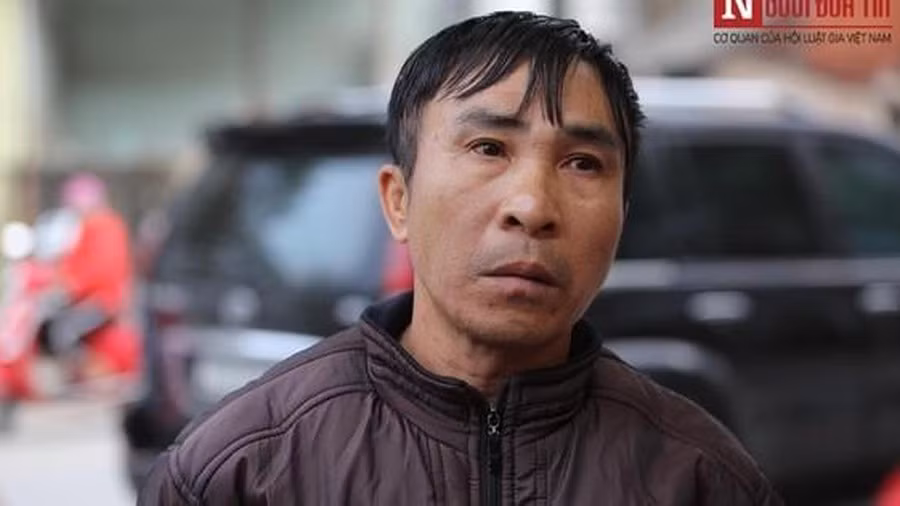 Ông Cao Văn Hường, bố của nữ sinh giao gà bị sát hại. Ảnh: NĐT.