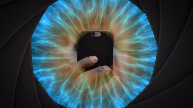 Lỗi bảo mật nghiêm trọng có thể biến camera trên smartphone thành một thiết bị theo dõi.