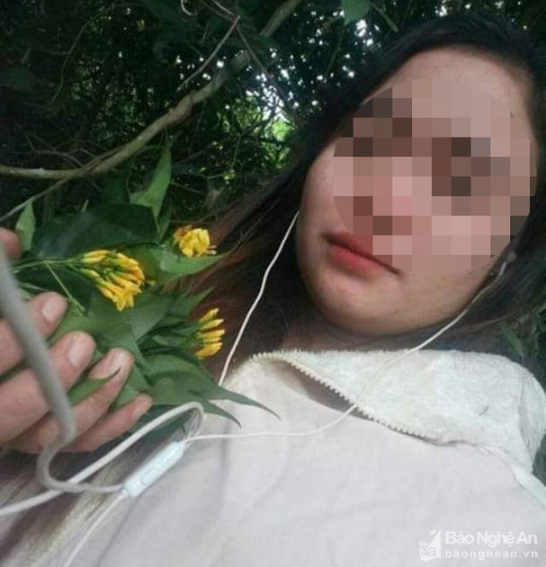 Người phụ nữ gửi ảnh cho người thân trước khi ăn lá ngón tự tử Gửi ảnh cho người thân, người phụ nữ ăn lá ngón tự tử ảnh 1