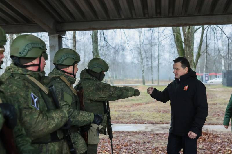 Nga thành lập một trung đoàn tinh nhuệ mới